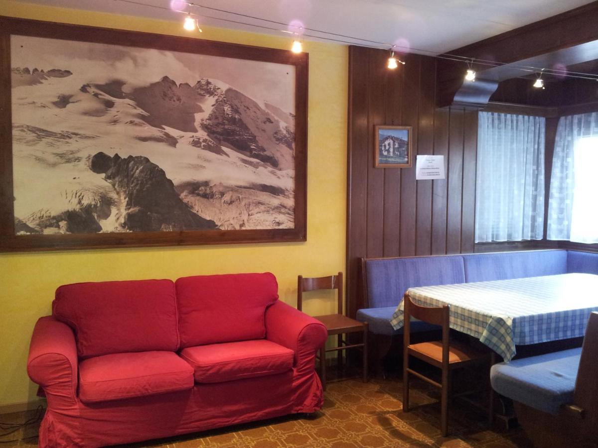Chalet Helen Arabba Δωμάτιο φωτογραφία