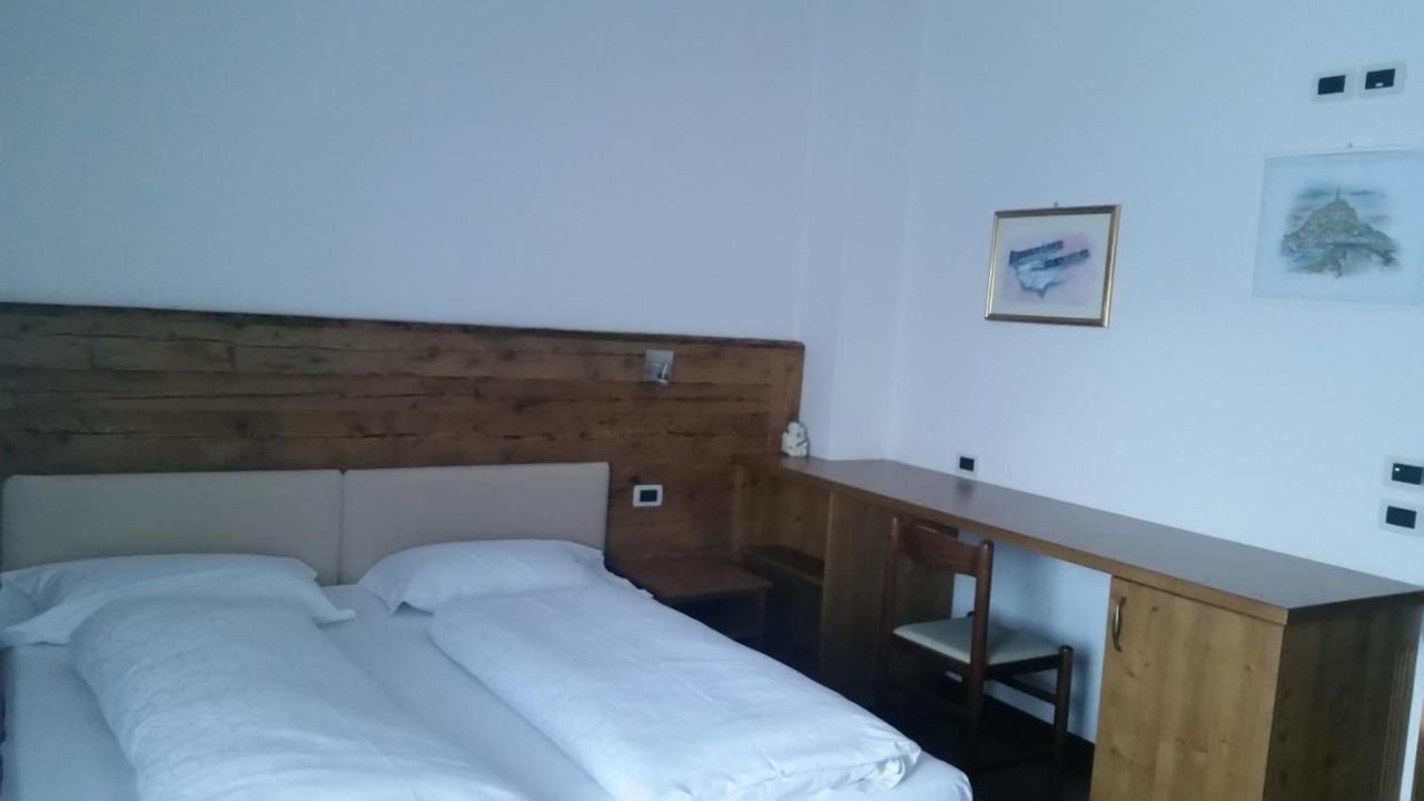 Chalet Helen Arabba Δωμάτιο φωτογραφία